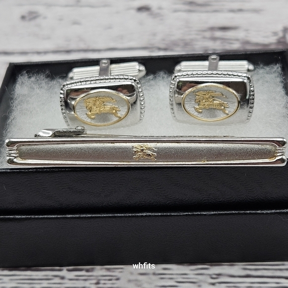 Burberry Gold Tone Cufflinks and Tie Bar Set - Picture 5 of 5